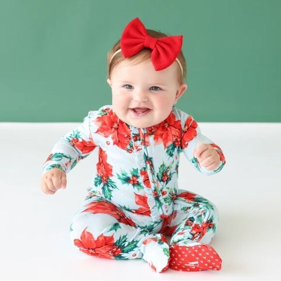 NWT POSH PEANUT RUFFLED FOOTIE - Picture 3 of 7